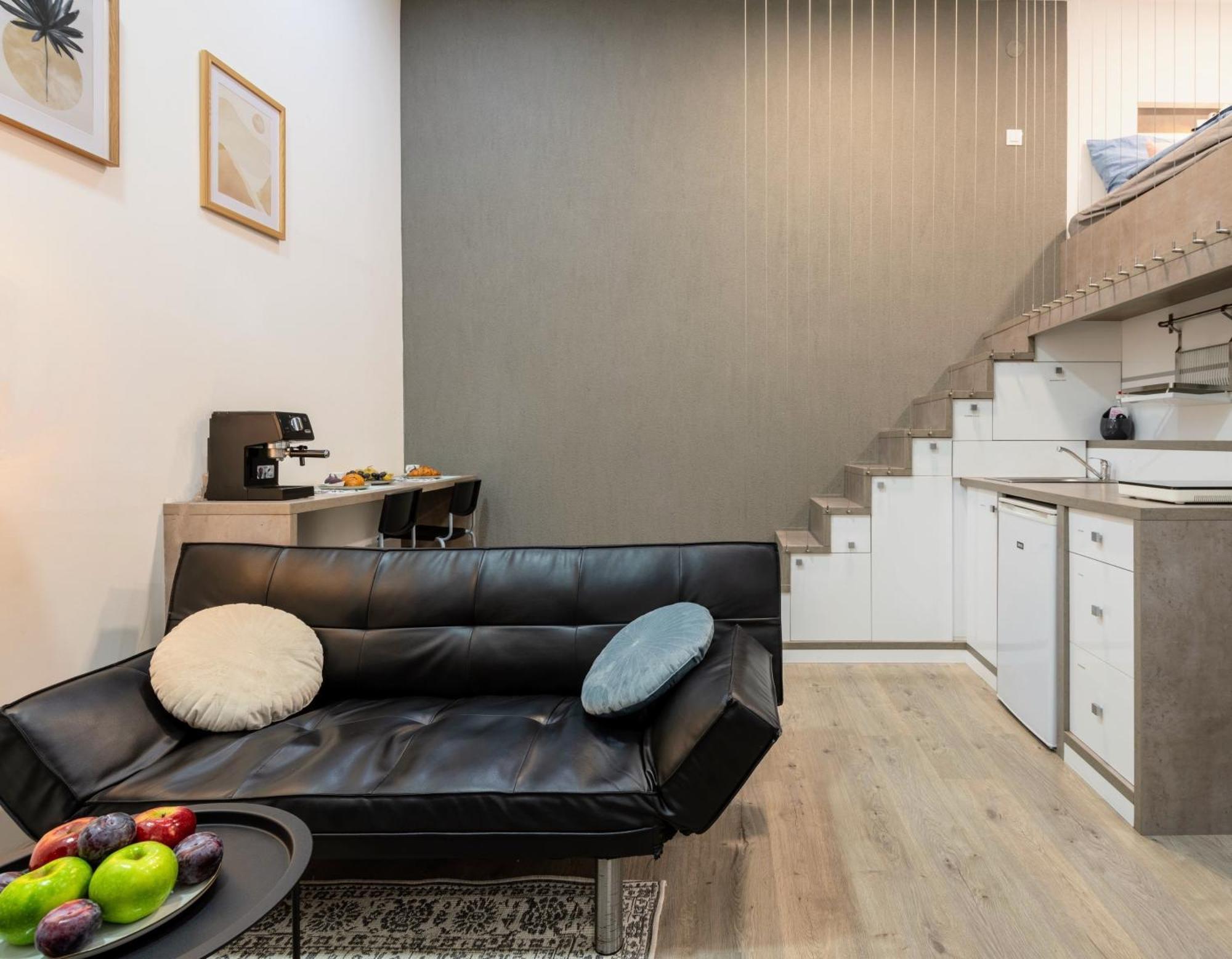 Cozy Vibes A36 By B&z * Budapest